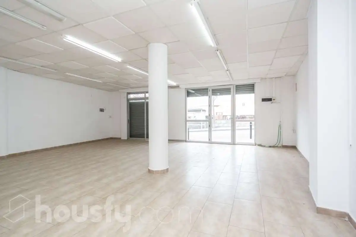 Commercial properties for sale in Passeig, Poble - Casc Antic