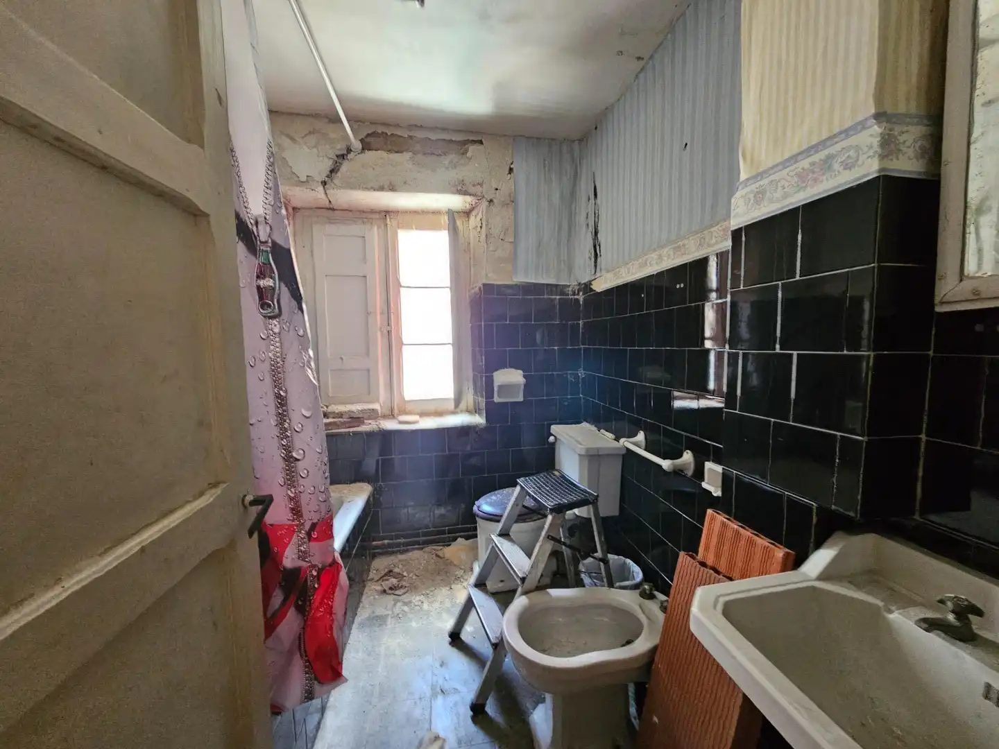 Bathroom of Houses for sale in Ávila  with Storage room