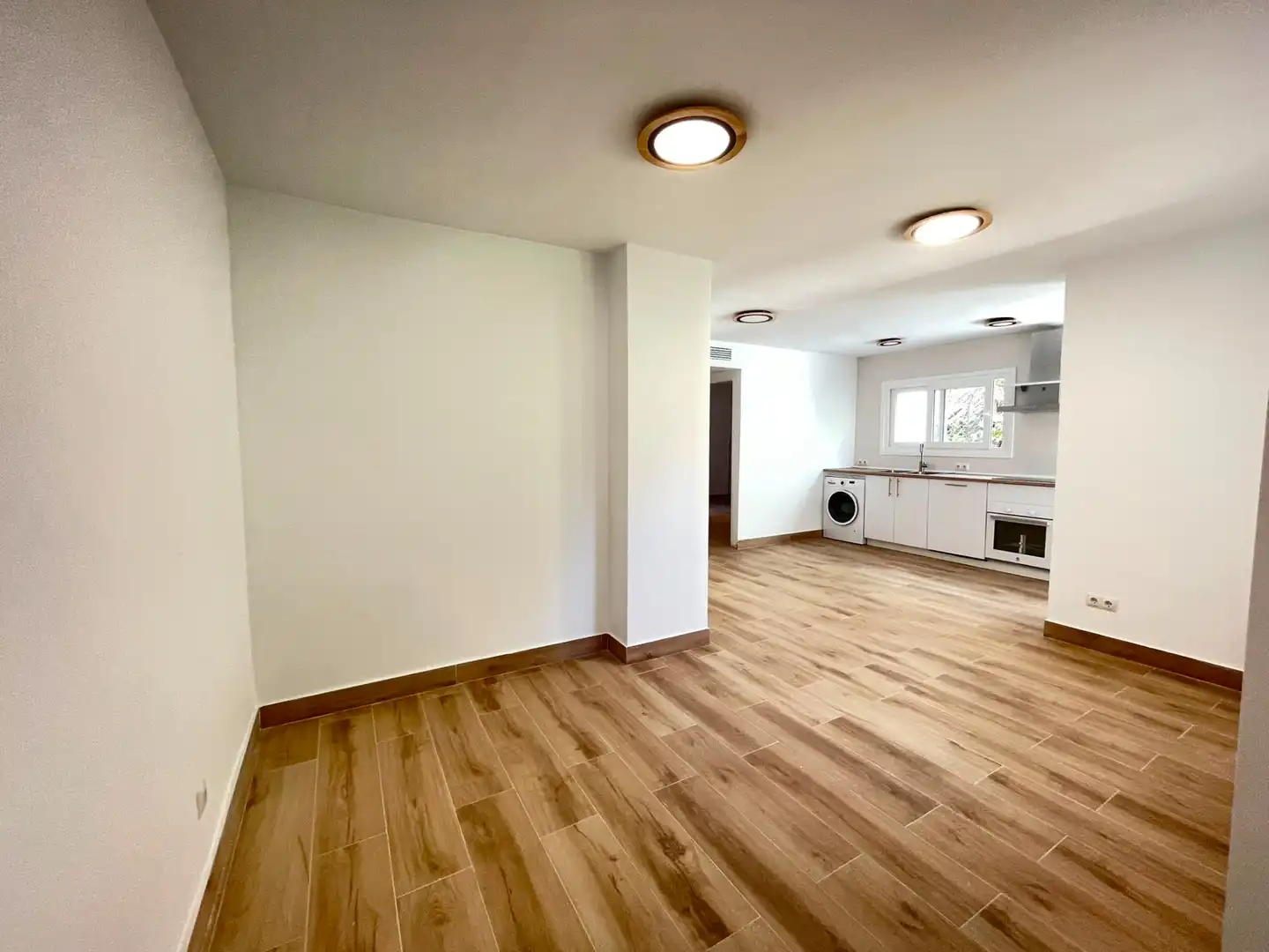 Flat for rent in Málaga  with Air Conditioner, Terrace and Balcony