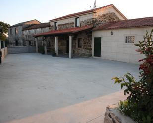 Vista exterior de Casa o xalet de lloguer en Tordoia amb Calefacció, Jardí privat i Traster