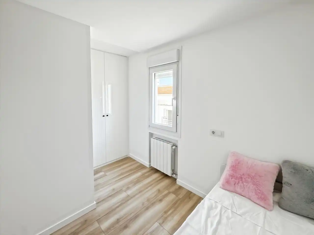 Bedroom of Flat for sale in Madrid  with Heating
