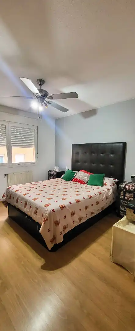 Bedroom of Flat for sale in Valdemoro  with Air Conditioner, Heating and Private garden