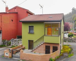 Vista exterior de Finca rústica en venda en Morcín amb Calefacció i Jardí privat