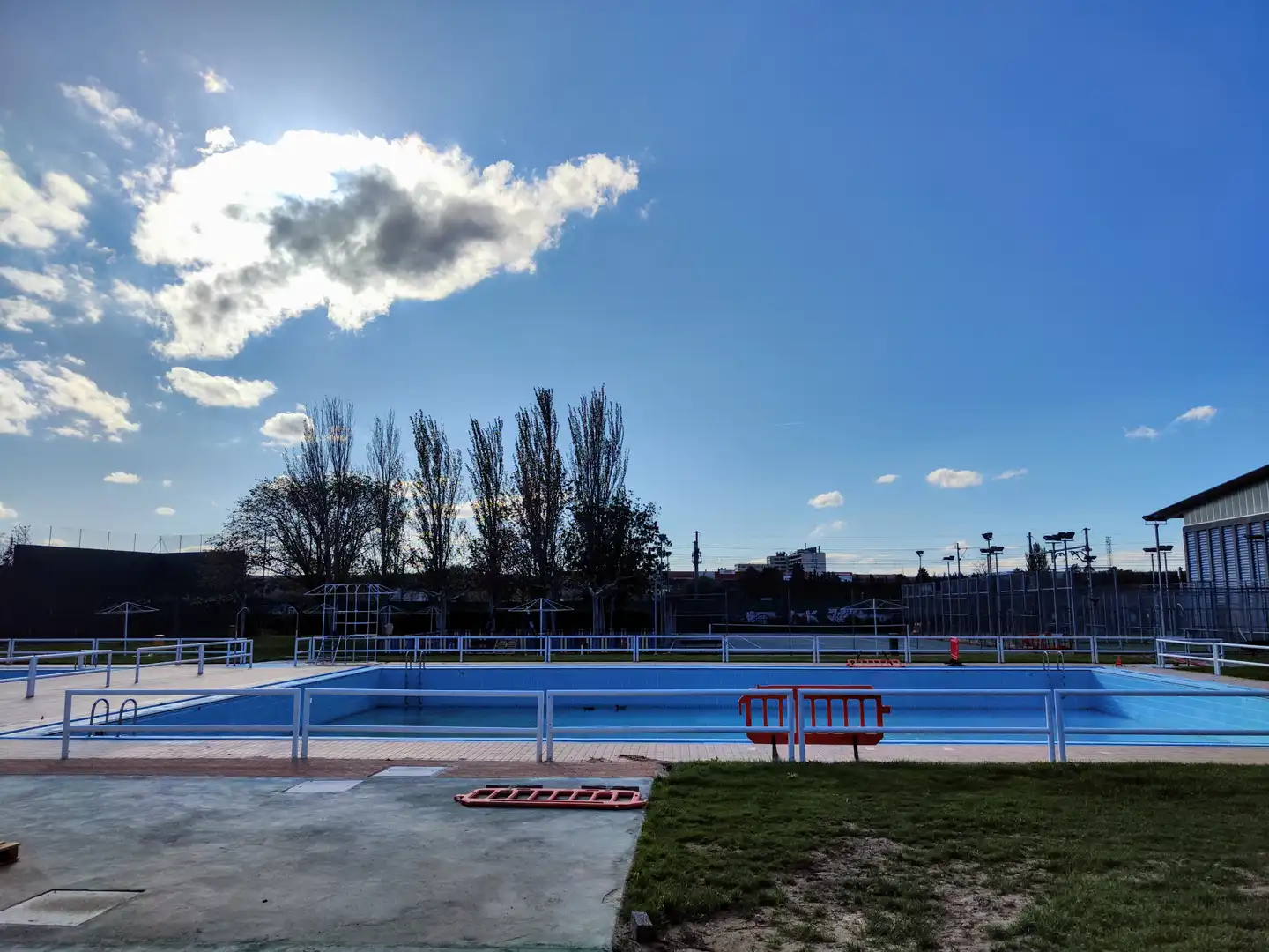 Piscina de Residencial en venda en Zaragoza