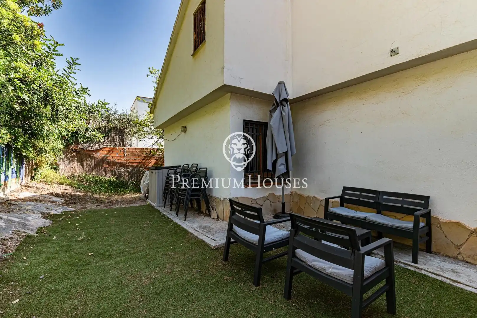 Terrace of Houses for sale in Castelldefels  with Heating, Private garden and Terrace