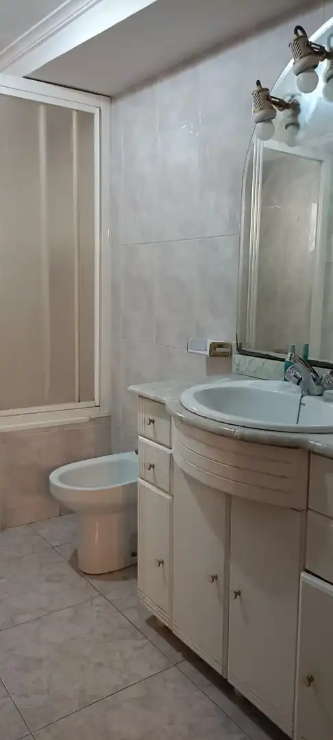 Bany de Casa o xalet en venda en Viguera amb Calefacció, Terrassa i Balcó