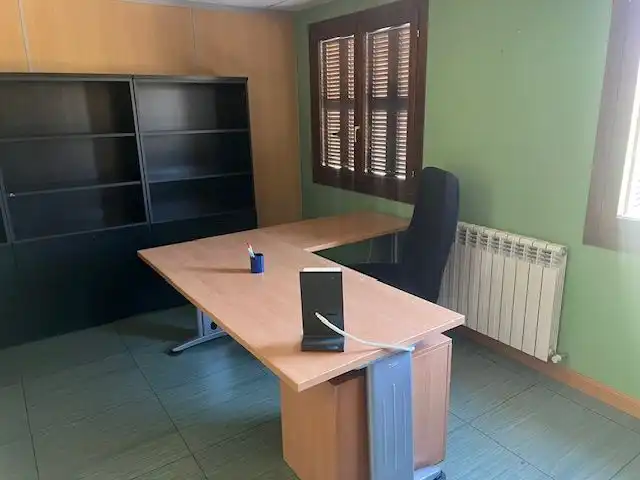 Oficina de alquiler en Peralta / Azkoien con Aire acondicionado, Calefacción y Balcón