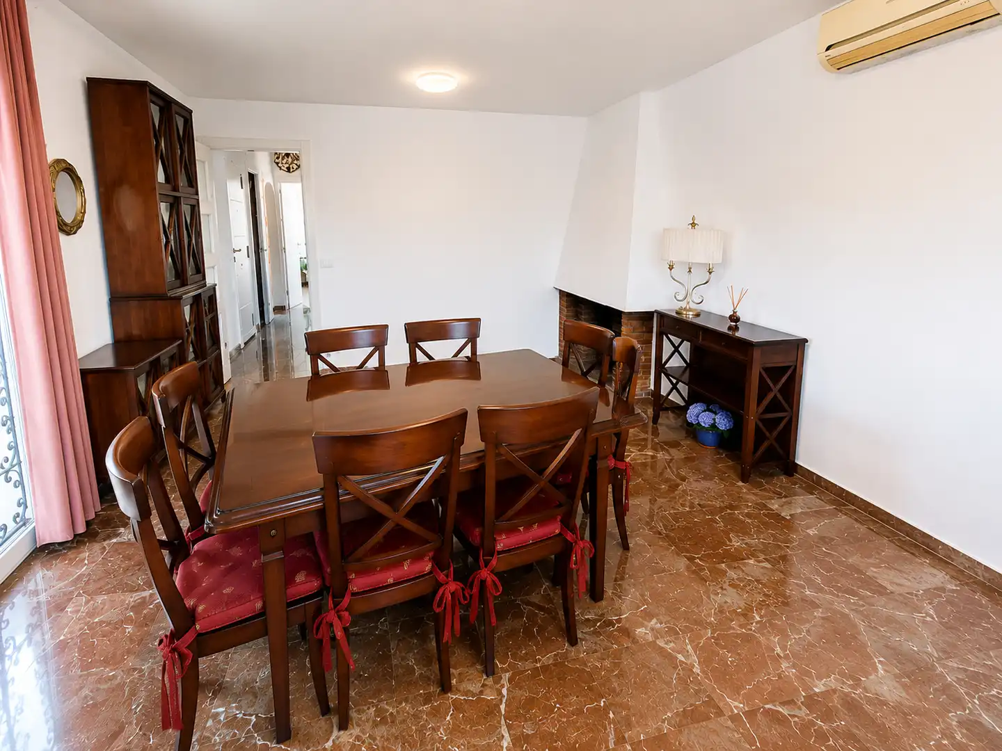 Comedor de Casa o chalet de alquiler en Benalmádena con Jardín privado y Amueblado