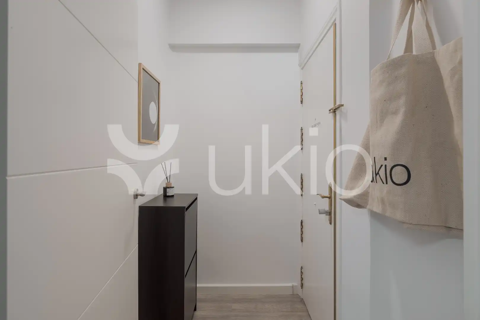Apartments for rent in Madrid  with Air Conditioner, Heating and Furnished