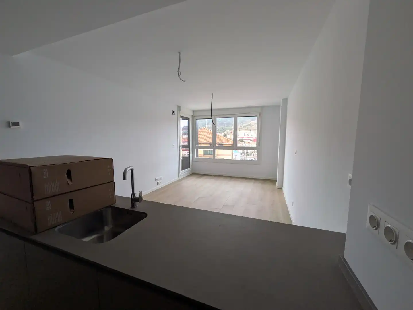Habitación de Piso en venta en Donostia - San Sebastián  con Calefacción, Terraza y Trastero
