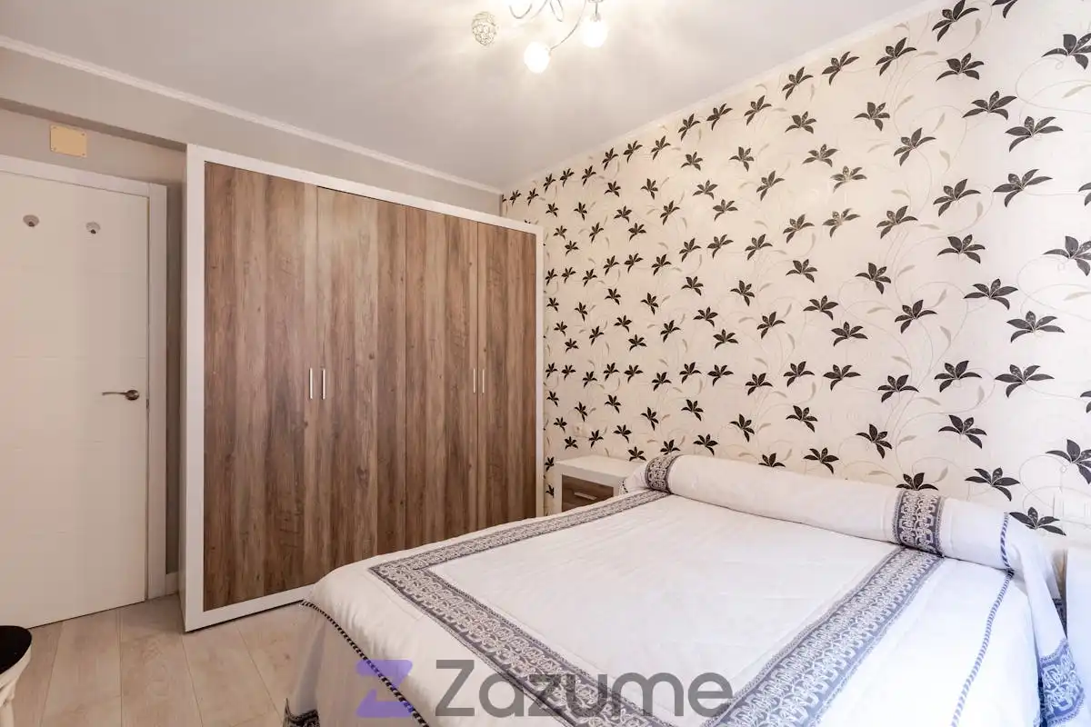 Habitación de Piso de alquiler en Alcalá de Henares con Aire acondicionado, Parquet y Terraza