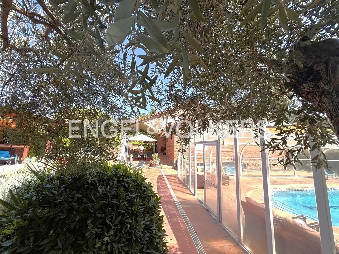 Terrassa de Casa o xalet en venda en Galapagar amb Aire condicionat, Calefacció i Jardí privat