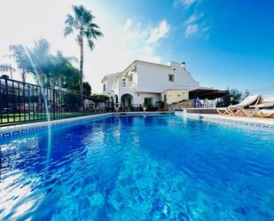 Swimming pool of House or chalet for sale in Nerja  with Air Conditioner, Private garden and Storage room