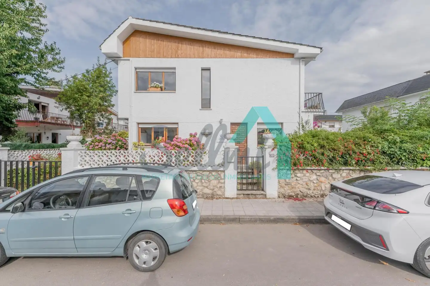 Exterior view of Detached homes for sale in Llanes  with Heating, Private garden and Terrace