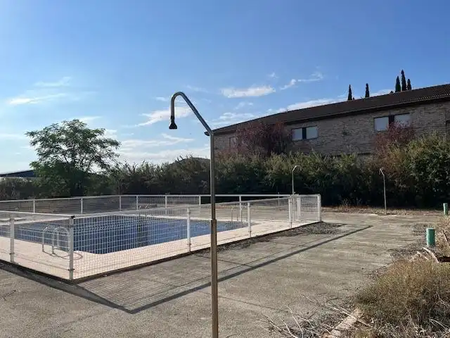 Swimming pool of Buildings for sale in Almansa
