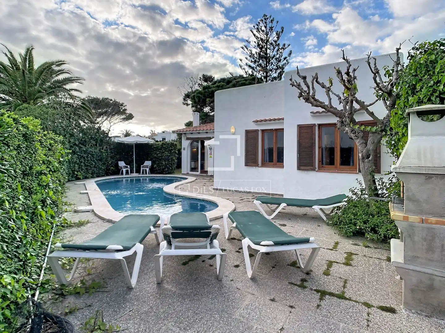 Vista exterior de Casa o xalet en venda en Ciutadella de Menorca amb Aire condicionat, Terrassa i Traster