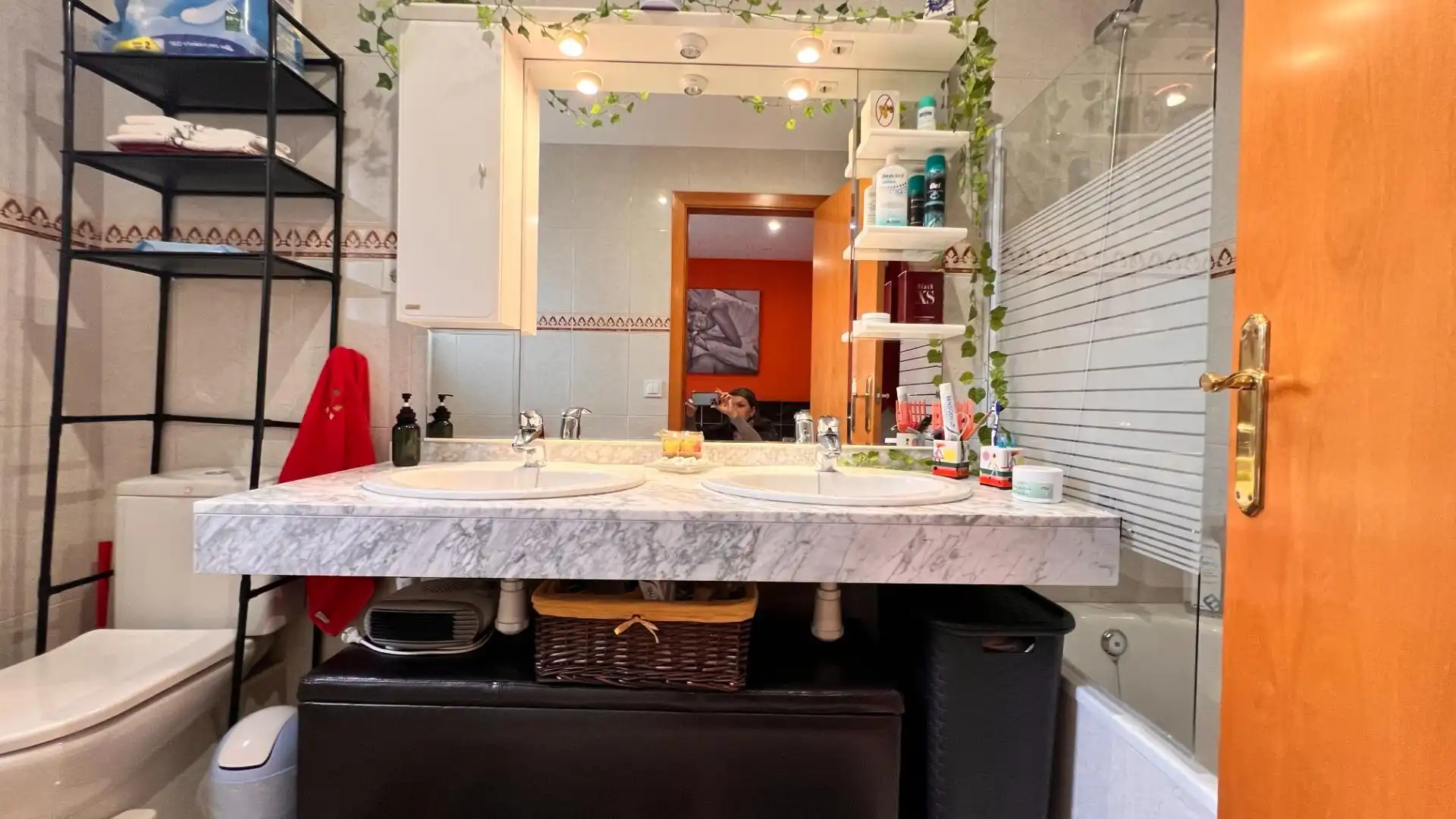 Baño de Casa adosada en venta en Cambrils con Aire acondicionado, Calefacción y Jardín privado