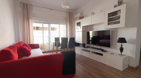 Photo 2 of Flat to rent in Calle del Pintor José Gatner, Carranque - Haza Cuevas, Málaga Capital