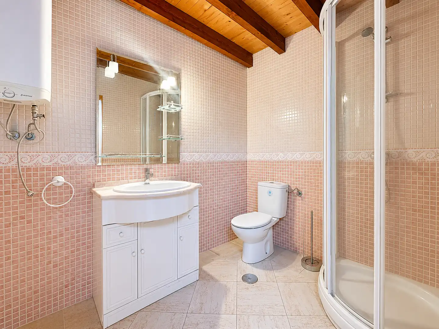 Baño de Casa o chalet en venta en Nuevo Baztán con Calefacción, Jardín privado y Trastero