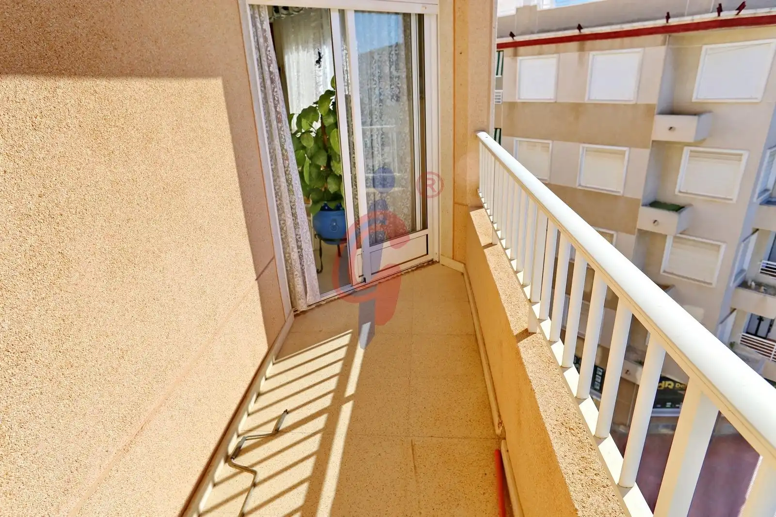 Terrassa de Estudi en venda en Guardamar del Segura amb Aire condicionat, Terrassa i Traster