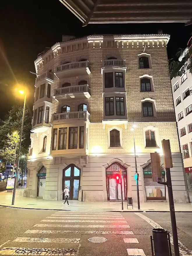 Duplex with lift for sale in Avinguda de Blondel