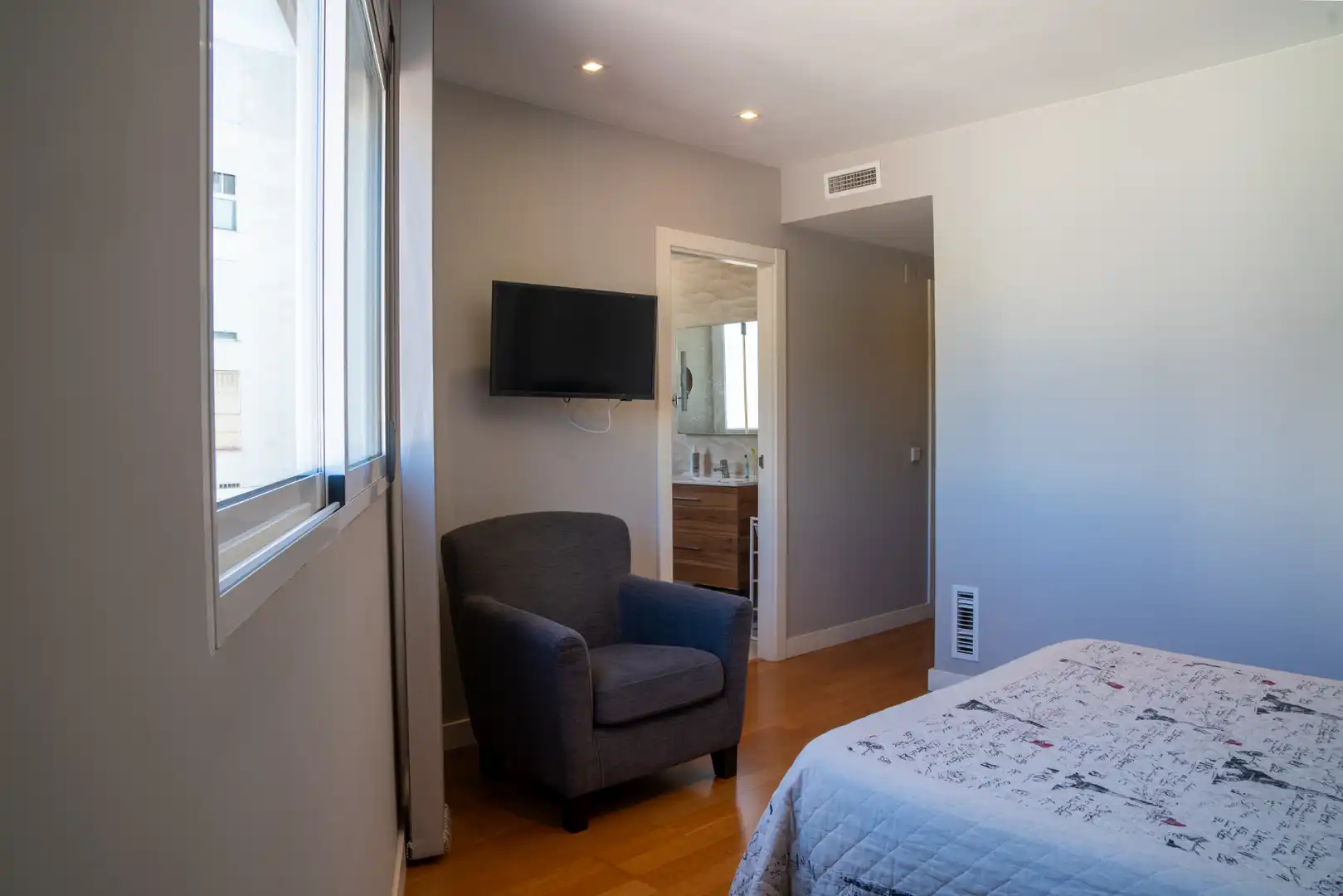 Bedroom of Flat for sale in Alboraya  with Air Conditioner, Parquet flooring and Storage room