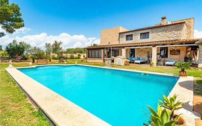 Swimming pool of Country house for sale in  Palma de Mallorca  with Air Conditioner, Terrace and Swimming Pool