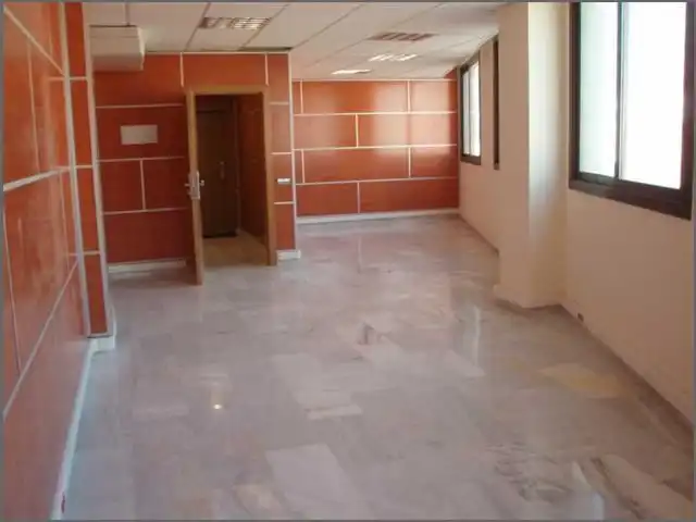 Oficina de alquiler en Montcada i Reixac