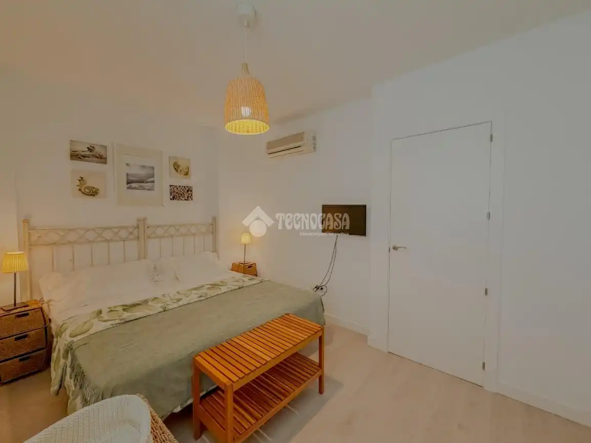 Habitación de Piso en venta en Rota con Aire acondicionado, Calefacción y Jardín privado