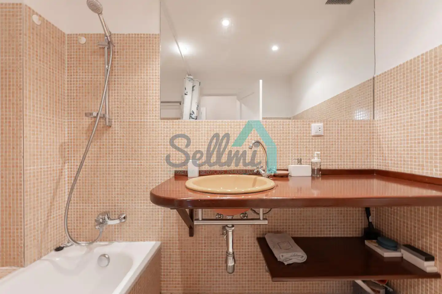 Maisonette zur Miete in Rafael Gallego Sainz, Vallobín