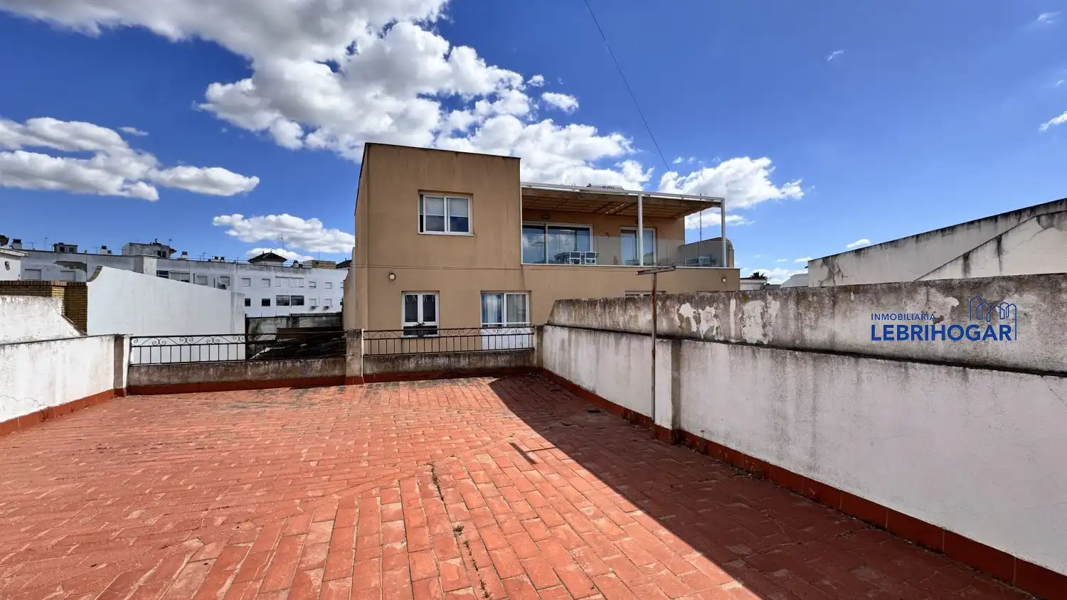 Terrace of Houses for sale in Lebrija  with Heating, Storage room and Balcony