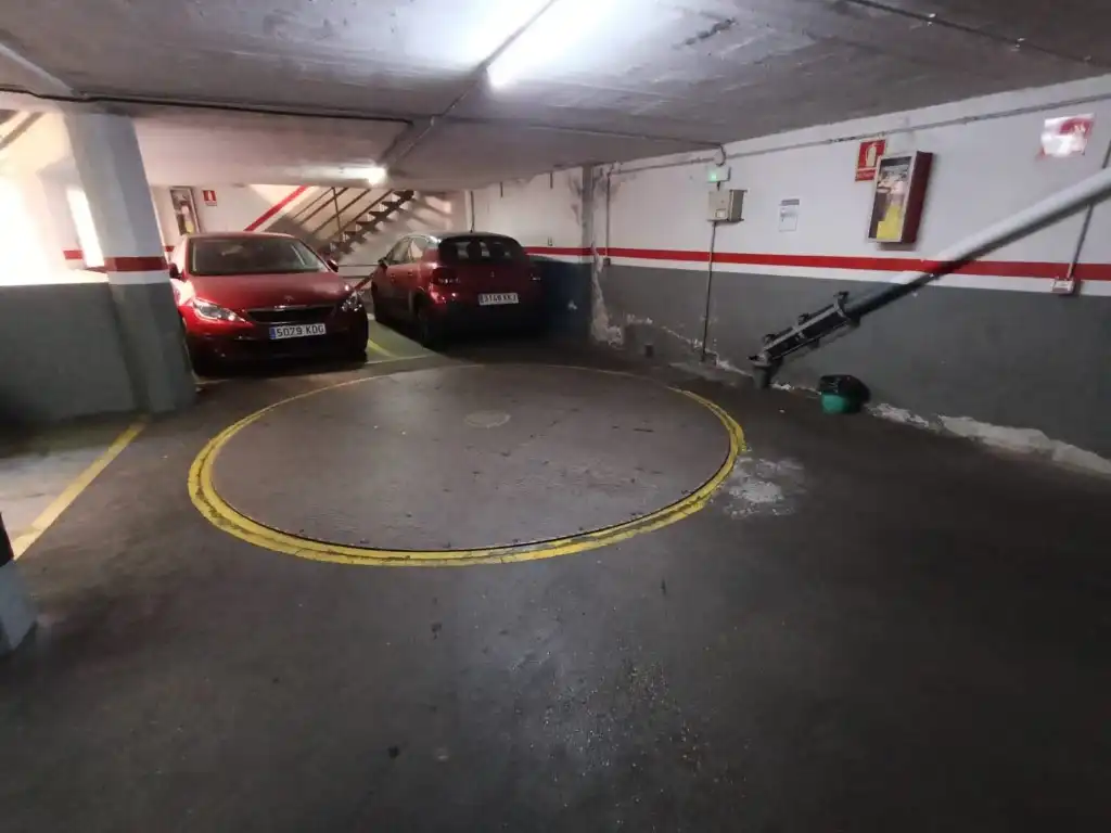 Aparcament de Garatge en venda en Barcelona