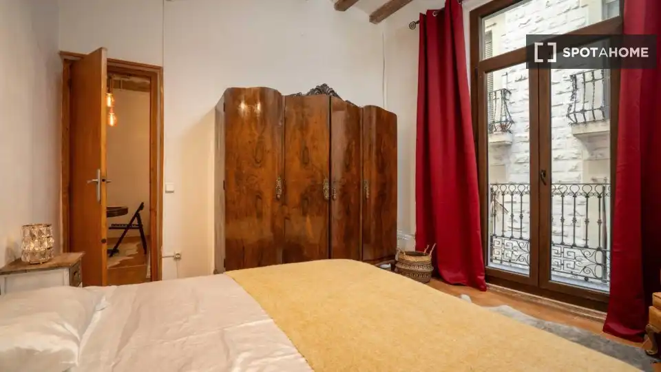 Flat with terrace to rent in Ciutat Vella, imagen 13