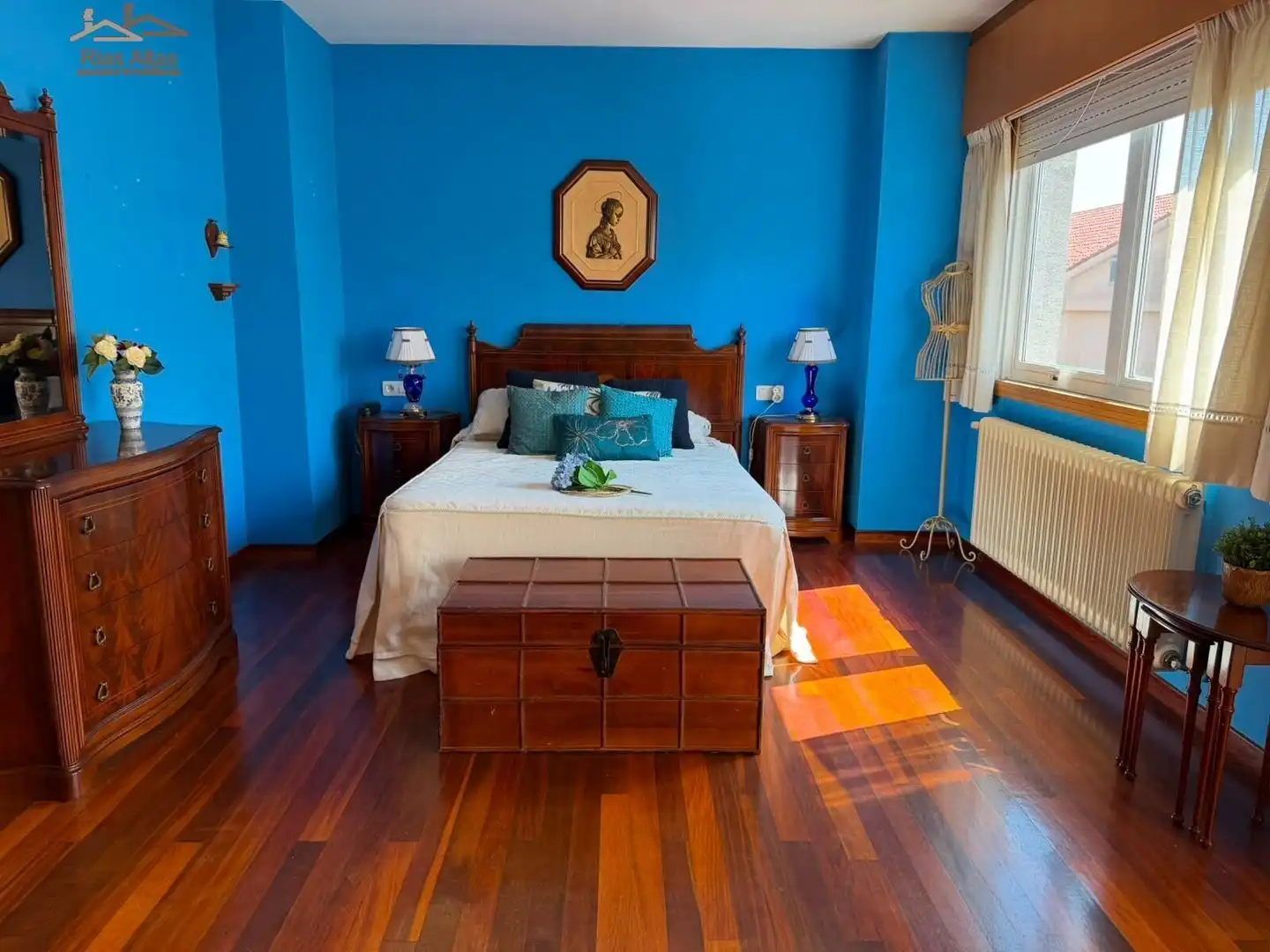 Habitación de Casa o chalet en venta en Oleiros con Calefacción, Jardín privado y Trastero
