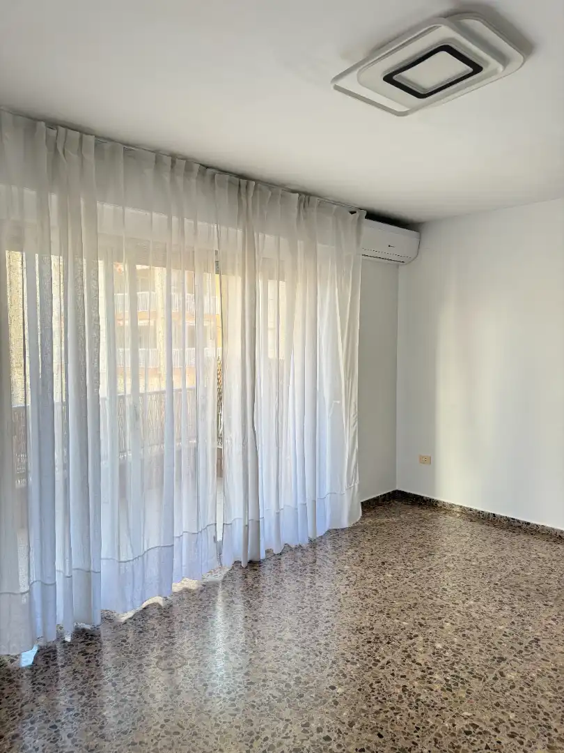 House with terrace for sale in Carrer Camí del Grau 15, imagen 5