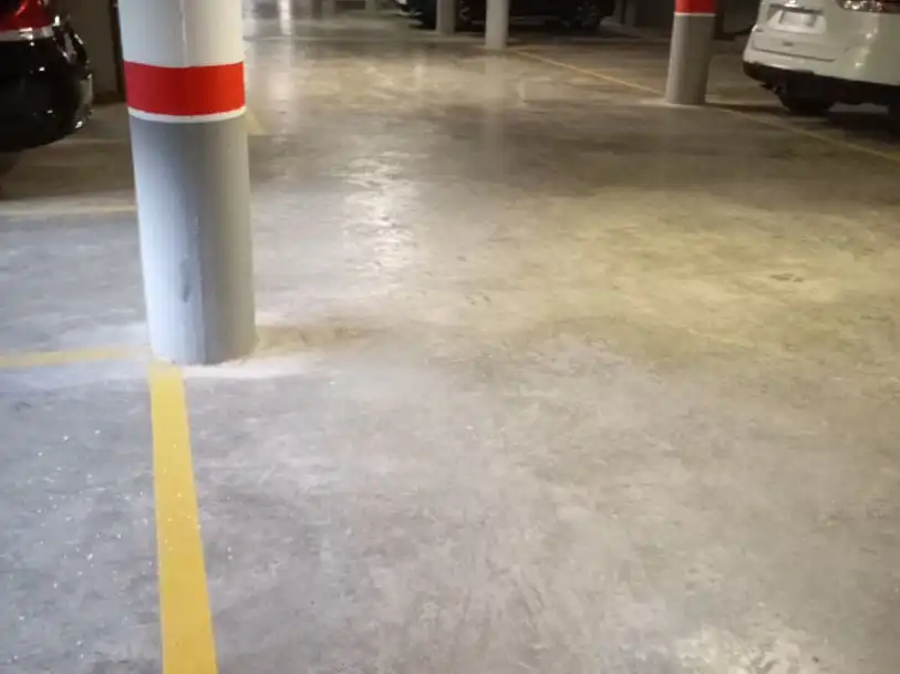 Motorradstellplatz zur Miete in Cronista Muntaner 1, imagen 2