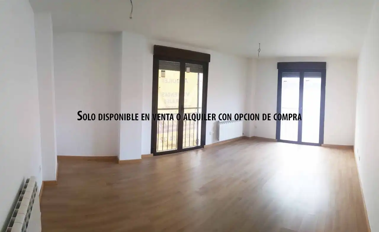 Flat with terrace for sale in Calle Mayor 13