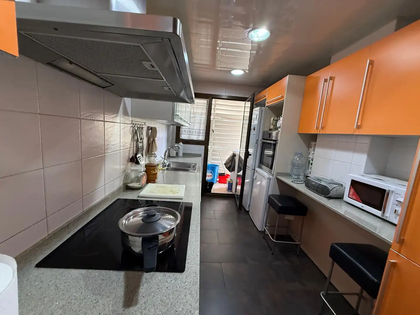 Cocina de Piso en venta en Sant Andreu de la Barca con Aire acondicionado, Calefacción y Terraza