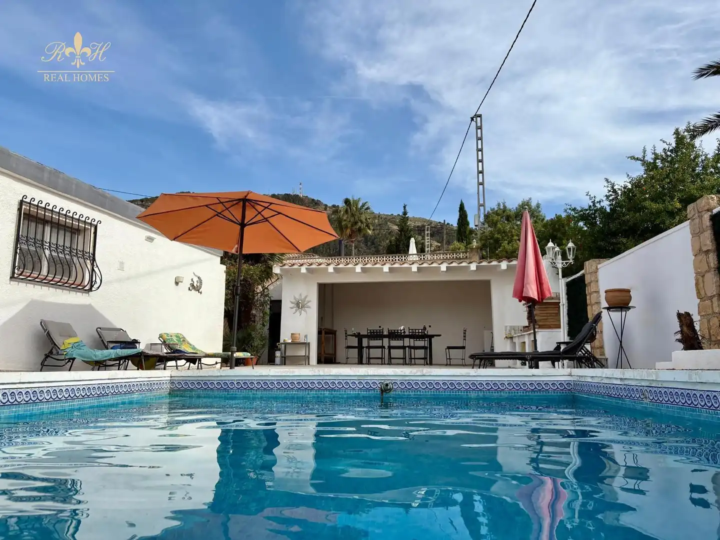 Schwimmbecken von Haus oder Chalet zur Miete in L'Alfàs del Pi mit Klimaanlage, Terrasse und Schwimmbad