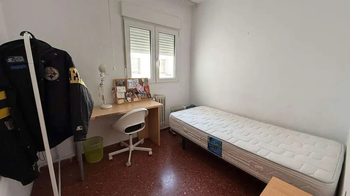 Schlafzimmer von Dachboden zum Verkauf in Granada mit Klimaanlage, Heizung und Terrasse