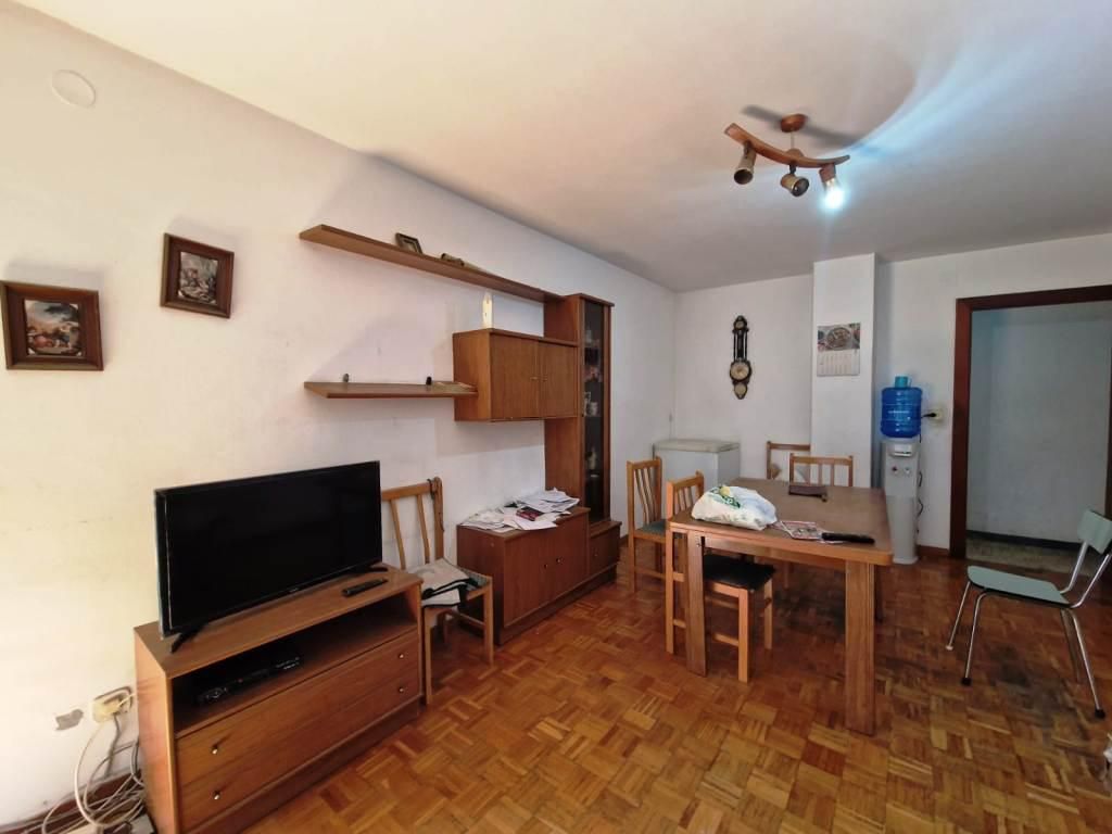 Sala d'estar de Pis en venda en Binéfar amb Calefacció, Terrassa i Balcó