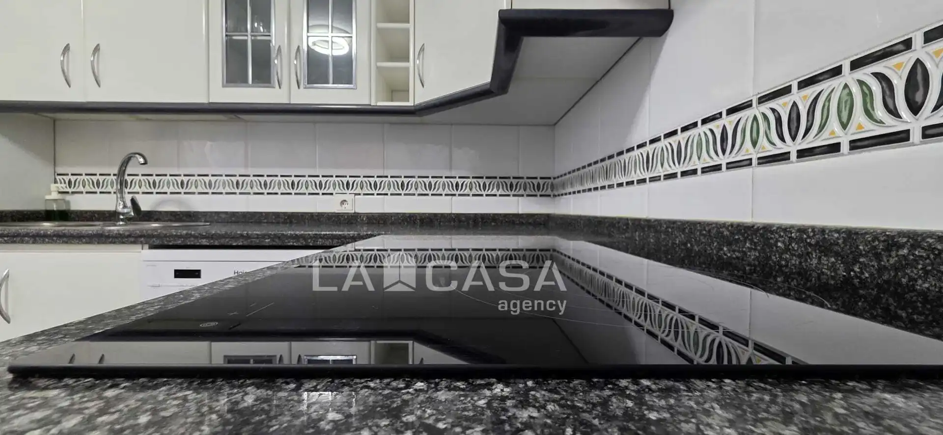 Cuina de Pis de lloguer en Valladolid amb Calefacció i Balcó
