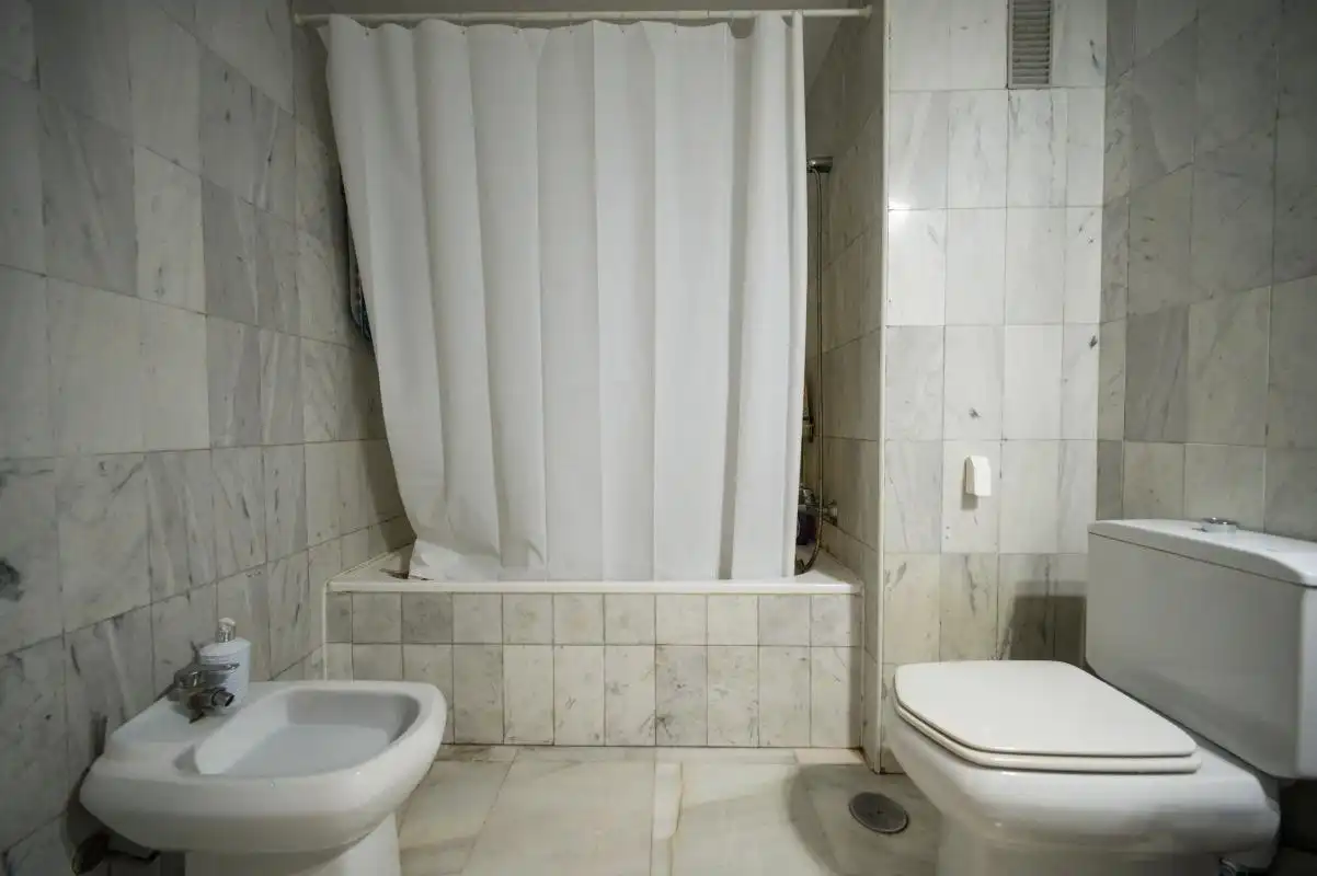 Bany de Pis en venda en Eivissa amb Aire condicionat, Calefacció i Terrassa