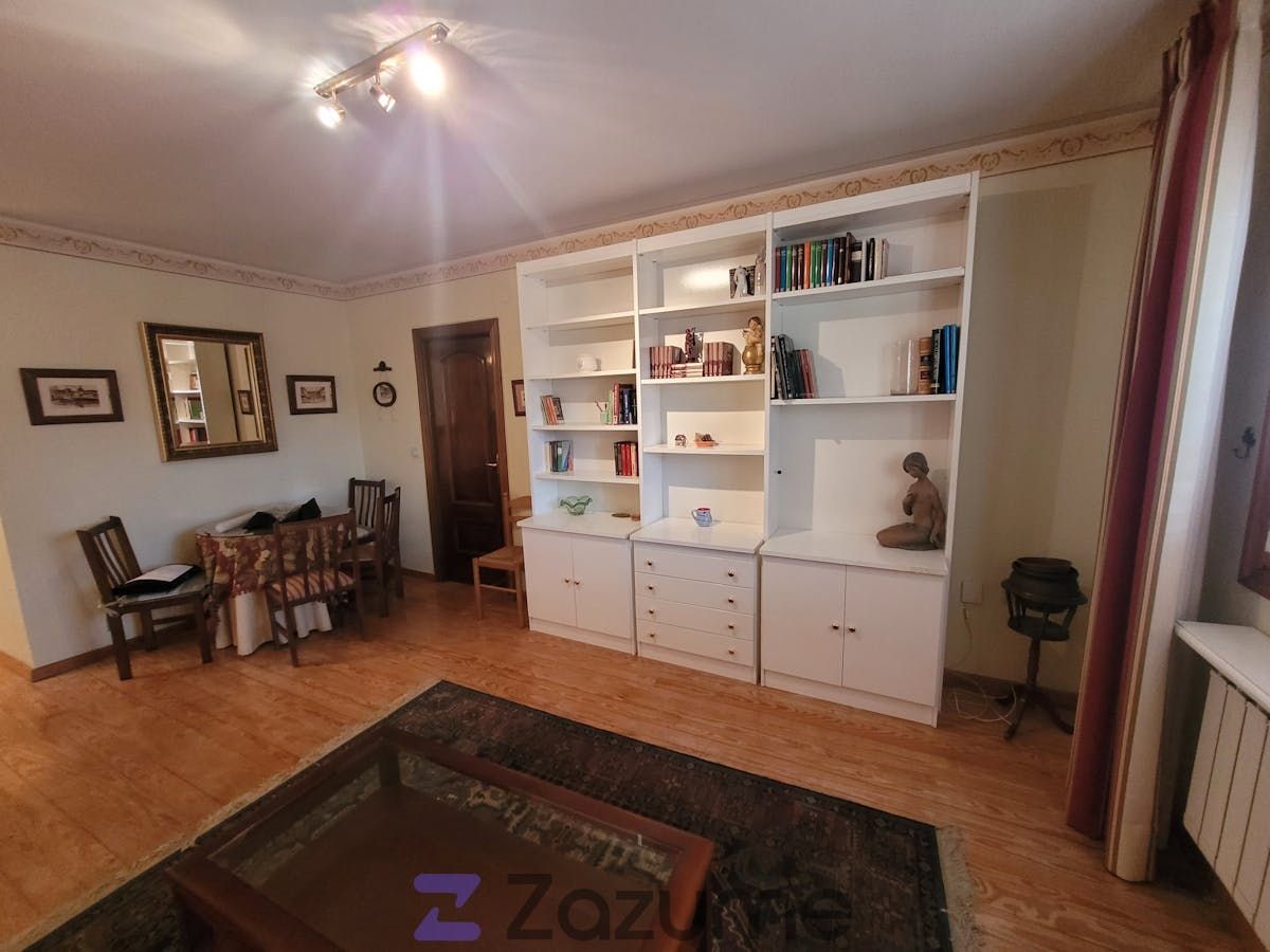 Living room of Flat to rent in Segovia Capital  with Heating, Parquet flooring and Furnished