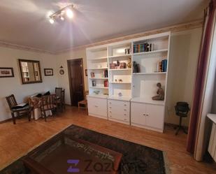 Wohnzimmer von Wohnung miete in Segovia Capital mit Heizung, Parkett und Möbliert