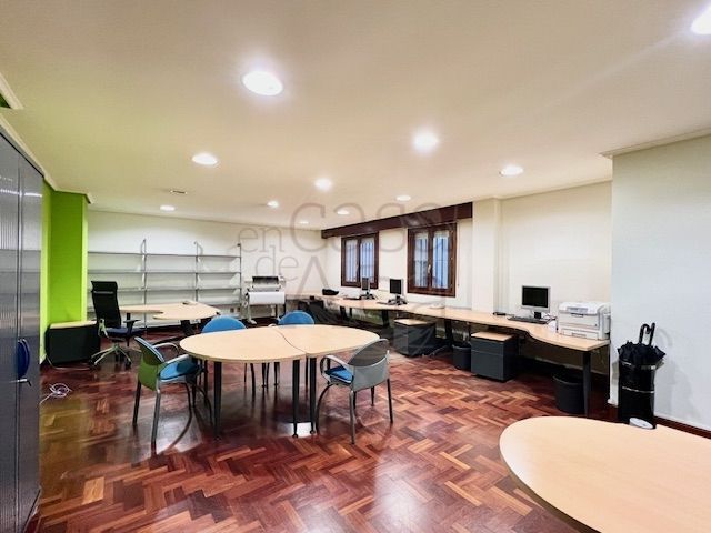 Oficina de alquiler en Bilbao  con Amueblado