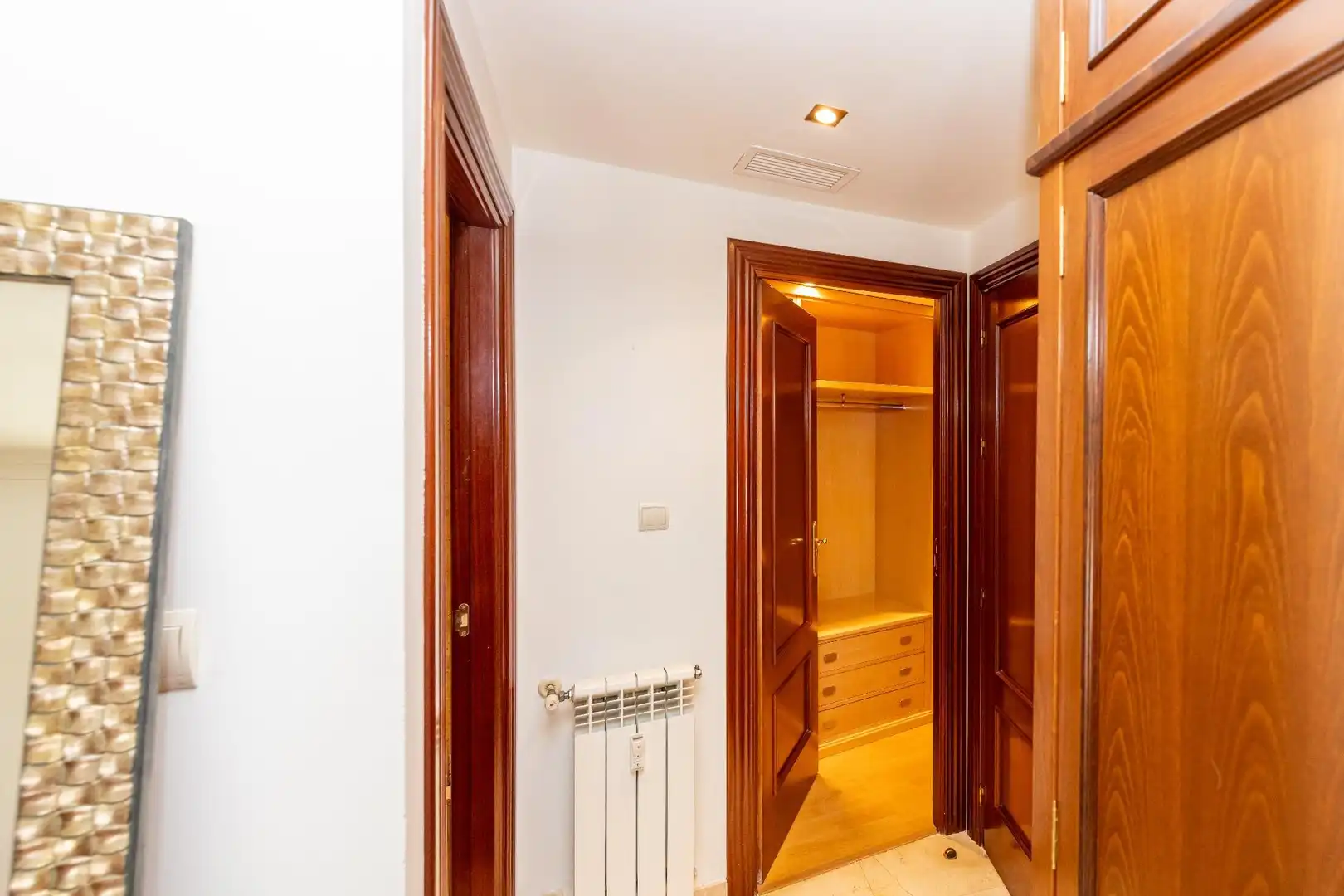 Flat for rent in Granada  with Air Conditioner, Furnished and Balcony