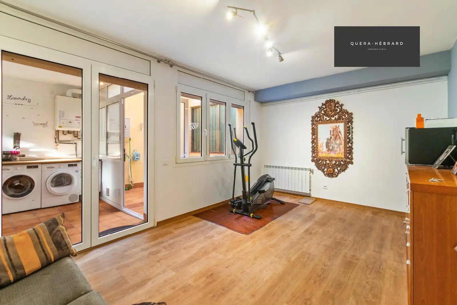 Casa adosada en venta en Rubí con Aire acondicionado, Calefacción y Parquet