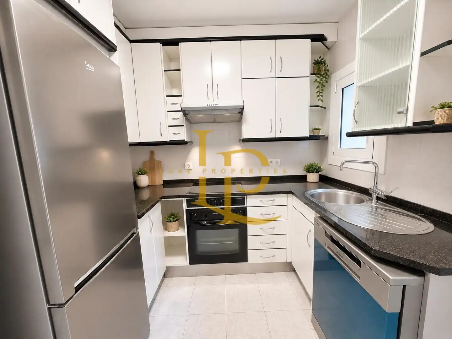 Kitchen of Flat for sale in Sabadell  with Air Conditioner