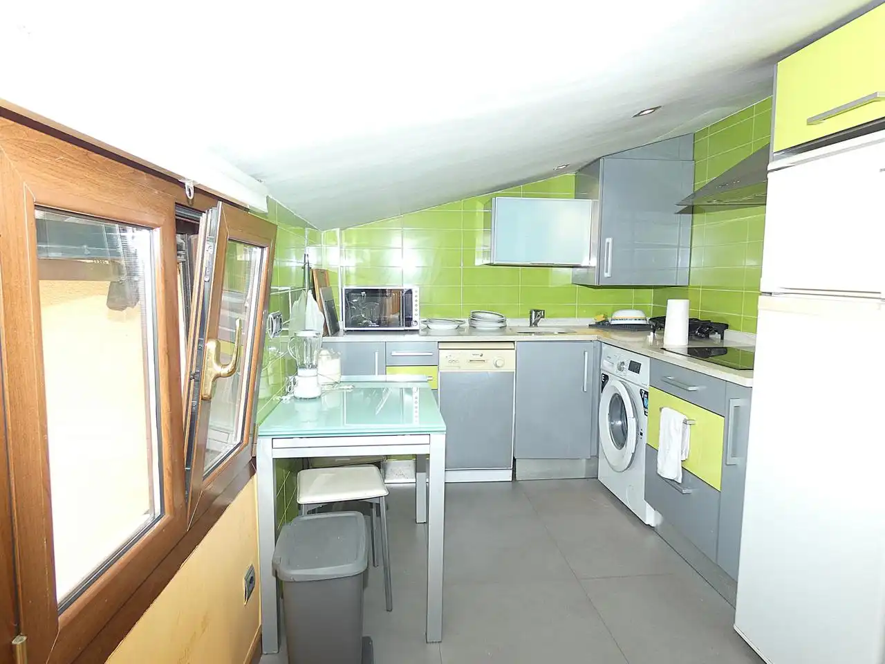 Kitchen of Flat for sale in Barakaldo 